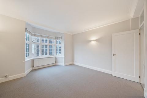 3 bedroom flat for sale, Grove Crescent, Kingston Upon Thames, Surrey, KT1