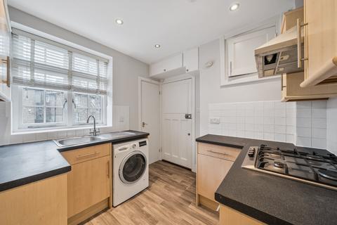 3 bedroom flat for sale, Grove Crescent, Kingston Upon Thames, Surrey, KT1