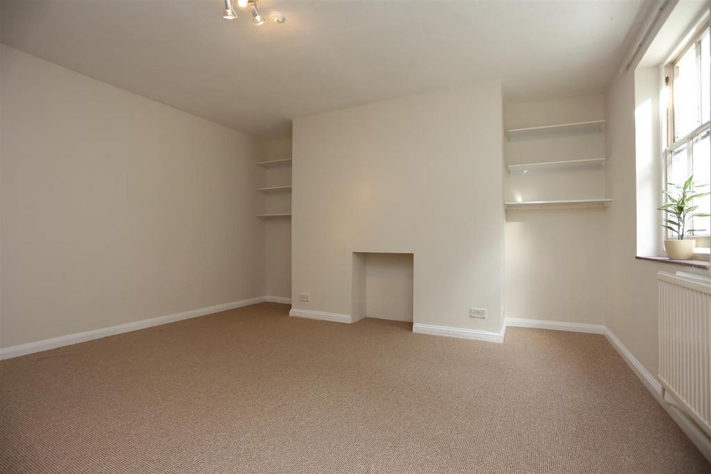 2, 101 Buckingham Road (1).JPG