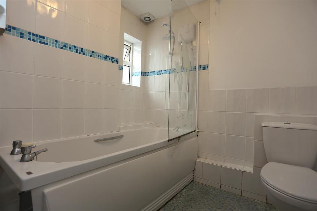 2, 101 Buckingham Road Bath.JPG