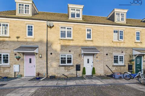 3 bedroom terraced house for sale, Moor Platt, Caton | An Ideal First or Next Home in a Popular Village Location!