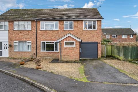 4 bedroom semi-detached house for sale, Wardes Close, Prestwood HP16