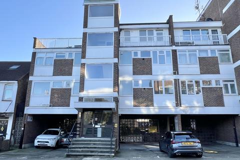 1 bedroom flat to rent, Stuart Crescent, Wood Green, N22