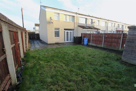 3 bedroom end of terrace house to rent, Pool Hey, Liverpool L28