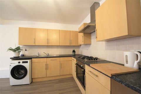 2 bedroom flat to rent, Pretoria Avenue, Walthamstow E17