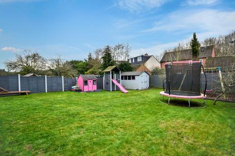 undefined, Blenheim Drive, Bredon, Tewkesbury, Gloucestershire