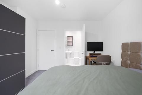 undefined, Starling Heights, Goodmayes, IG3