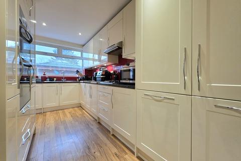 5 bedroom semi-detached house for sale, Kingsway, West Wickham, Kent, BR4