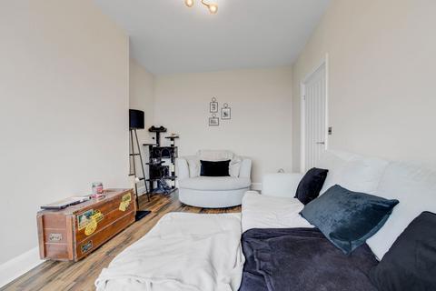 3 bedroom end of terrace house for sale, East Sea View, Newbiggin-by-the-sea NE64