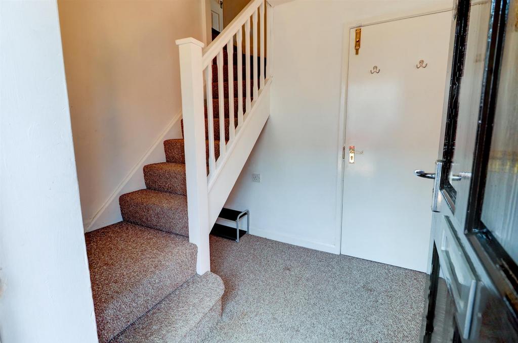 Private Entrance/Hallway