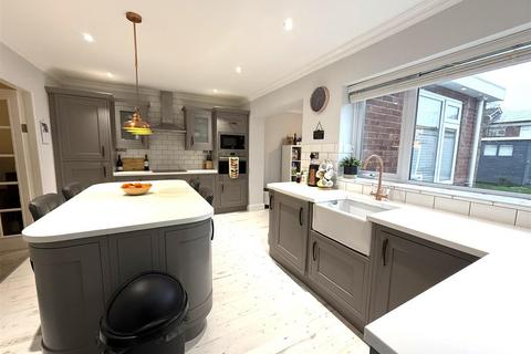 3 bedroom semi-detached house for sale, Bracken Way, Rugeley