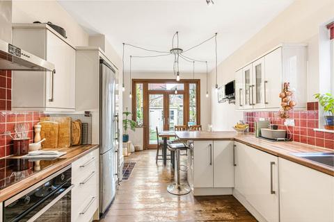 3 bedroom end of terrace house for sale, Adelaide Road, Northfields, Ealing, W13