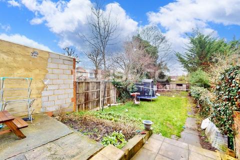 undefined, Princes Avenue, Greenford, UB6