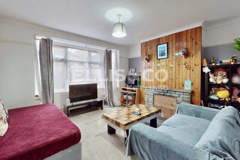 undefined, Princes Avenue, Greenford, UB6