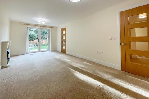 1 bedroom apartment for sale, Wolsey Court, Leicester