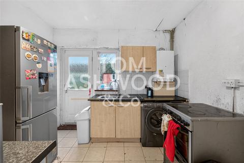 3 bedroom end of terrace house for sale, Margery Road, Dagenham, RM8