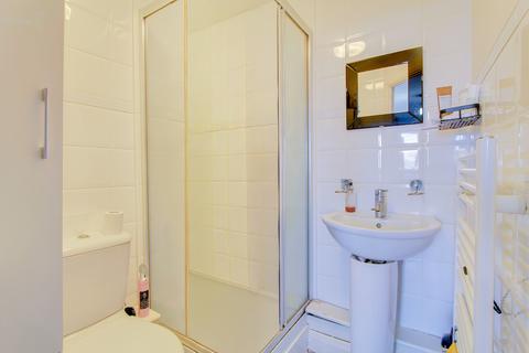 3 bedroom flat for sale, London Road, Croydon, CR0