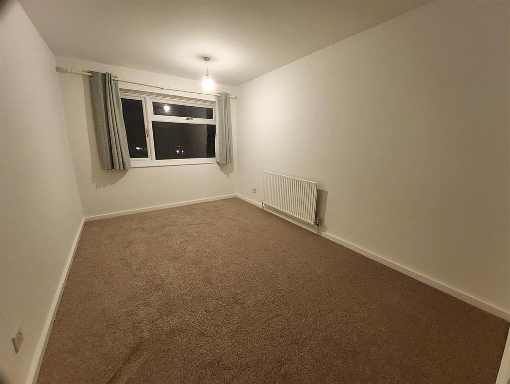 Bedroom 2.jpg