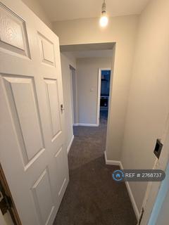 2 bedroom flat to rent, Maidstone Road, Rochester, ME1