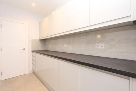 3 bedroom semi-detached house to rent, Constable Gardens, Edgware, HA8