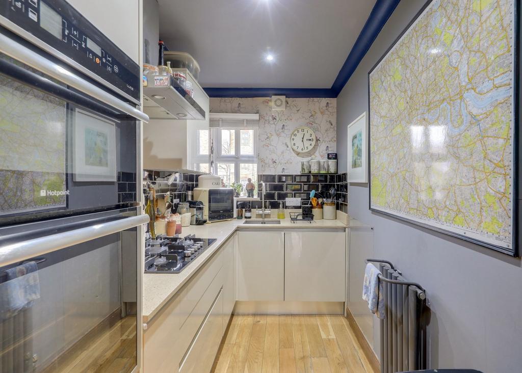 Open Plan Living Room &amp; Kitchen