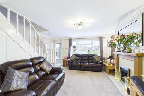 undefined, Walton Green, New Addington, Croydon