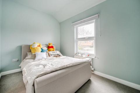 2 bedroom terraced house for sale, Millbrook Street, Gloucestershire GL50