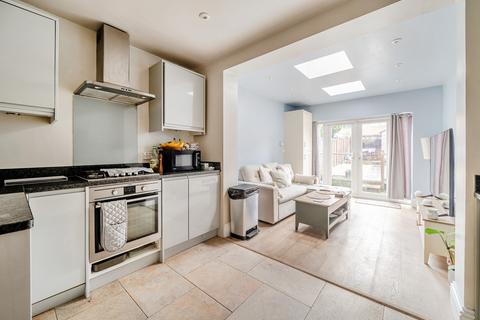 2 bedroom terraced house for sale, Millbrook Street, Gloucestershire GL50