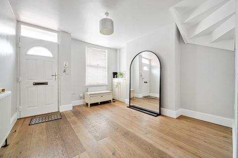2 bedroom terraced house for sale, Millbrook Street, Gloucestershire GL50