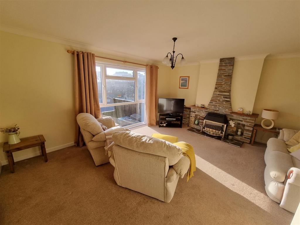 Sitting room.jpg