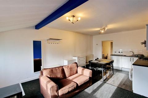 1 bedroom flat to rent, Rilshaw Court, Rilshaw Lane, Winsford