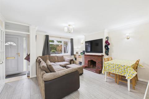 2 bedroom maisonette for sale, Grove Lane, Coulsdon CR5