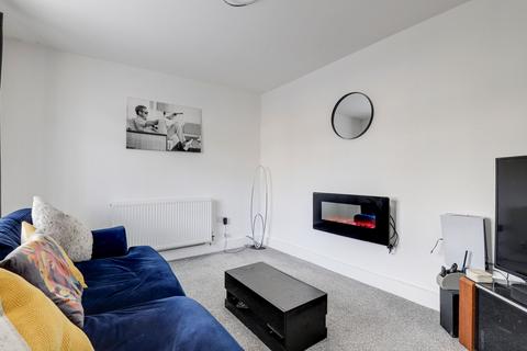 3 bedroom terraced house for sale, Brinkhill Crescent, Nottingham NG11