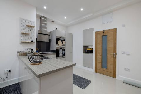 1 bedroom flat for sale, 33 Polwarth Crescent, Polwarth, Edinburgh, EH11 1HR