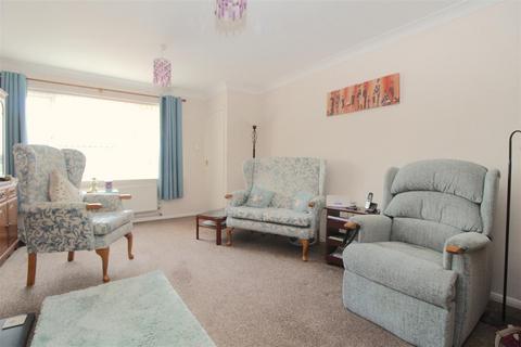 3 bedroom end of terrace house for sale, Foads Lane, Cliffsend, Ramsgate