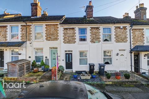 2 bedroom terraced house for sale, St Georges Square, Maidstone
