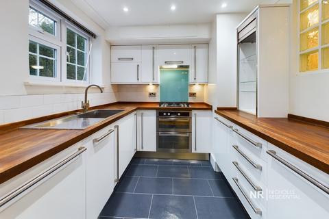 undefined, Manor House Court, West Street, Epsom, Surrey. KT18