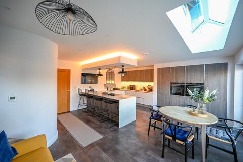 4 bedroom detached house for sale, Gravel Hill, Wimborne, BH21