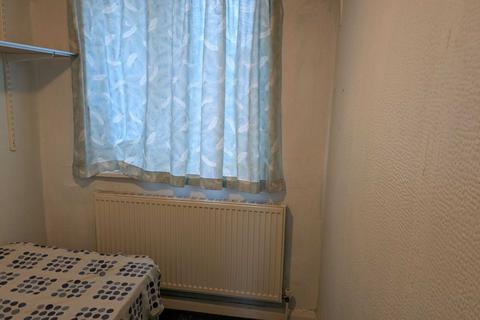 undefined, Croydon CR0