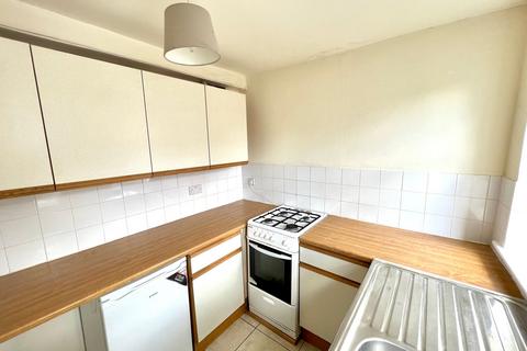 undefined, Range Road, 25 Range Road, M16