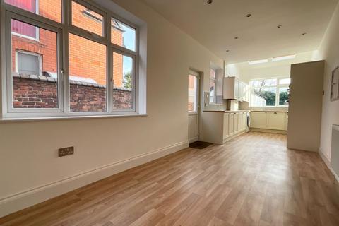 5 bedroom semi-detached house for sale, Roe Lane, Southport PR9
