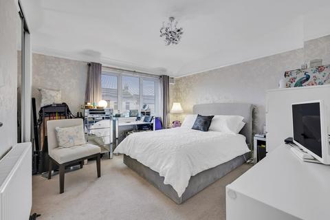 undefined, Cross Road, Romford, RM7
