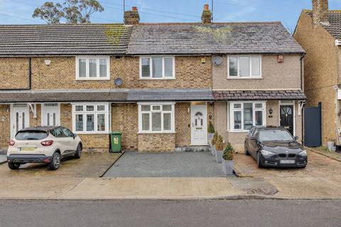 Cross Road, Romford, RM7