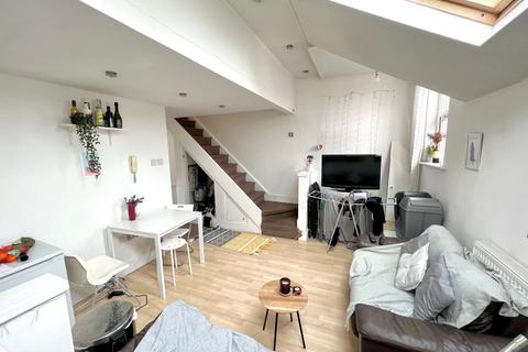 undefined, Central Road, Manchester, M20