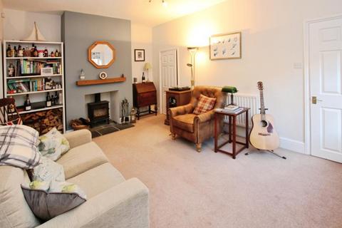 3 bedroom semi-detached house to rent, Honey Hill Road, Bristol BS15