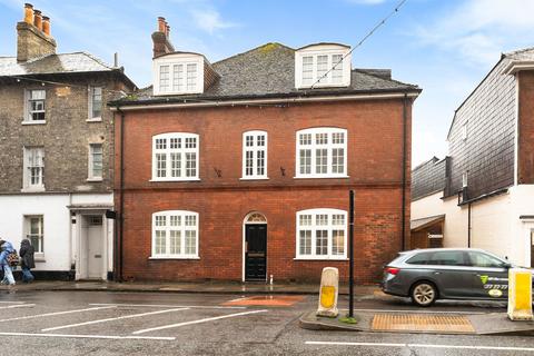undefined, Maeve House, New Street SP1