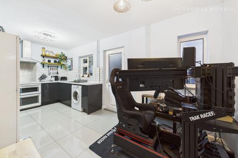 3 bedroom semi-detached house for sale, Great North Road, St. Neots PE19
