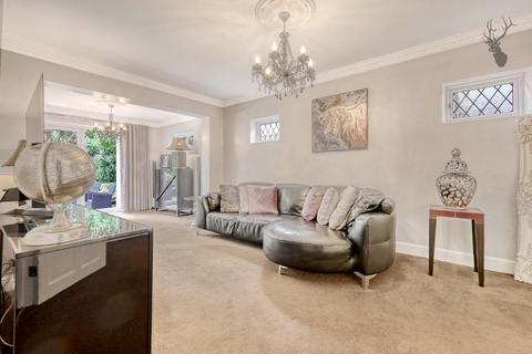 undefined, Coppice Row, Theydon Bois,