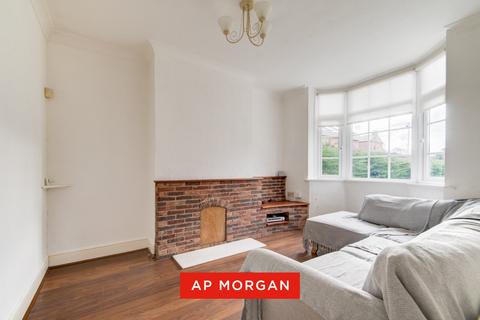 3 bedroom semi-detached house for sale, Bewell Head, Bromsgrove, Worcestershire, B61