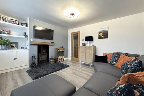 undefined, Matherville, Skelmanthorpe, HD8 9DN